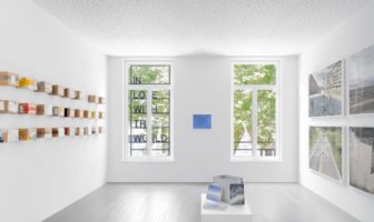 Au bureau. Cloud Seven : la tête dans les nuages (de l’art)