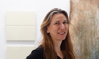 Galeries. Marion Papillon portée aux nues